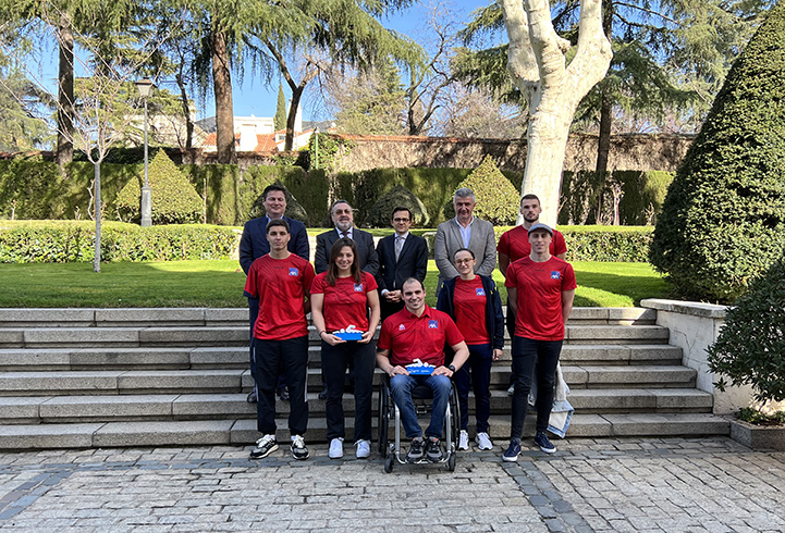 Javier Labrador y María Candela, vencedores de la Liga AXA de Natación Paralímpica 2024
